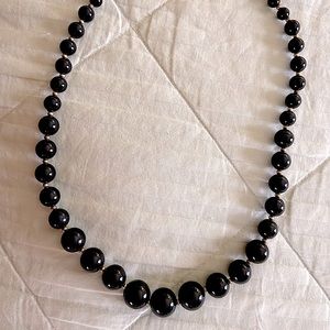 ✨ 3 FOR $20 ✨ Vintage Lucite Ball Necklace